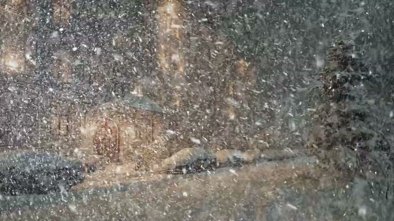 Heavy Snowfall Night in a Quiet City ❄️ Soft Winter Atmosphere for Deep Sleep & Relaxation