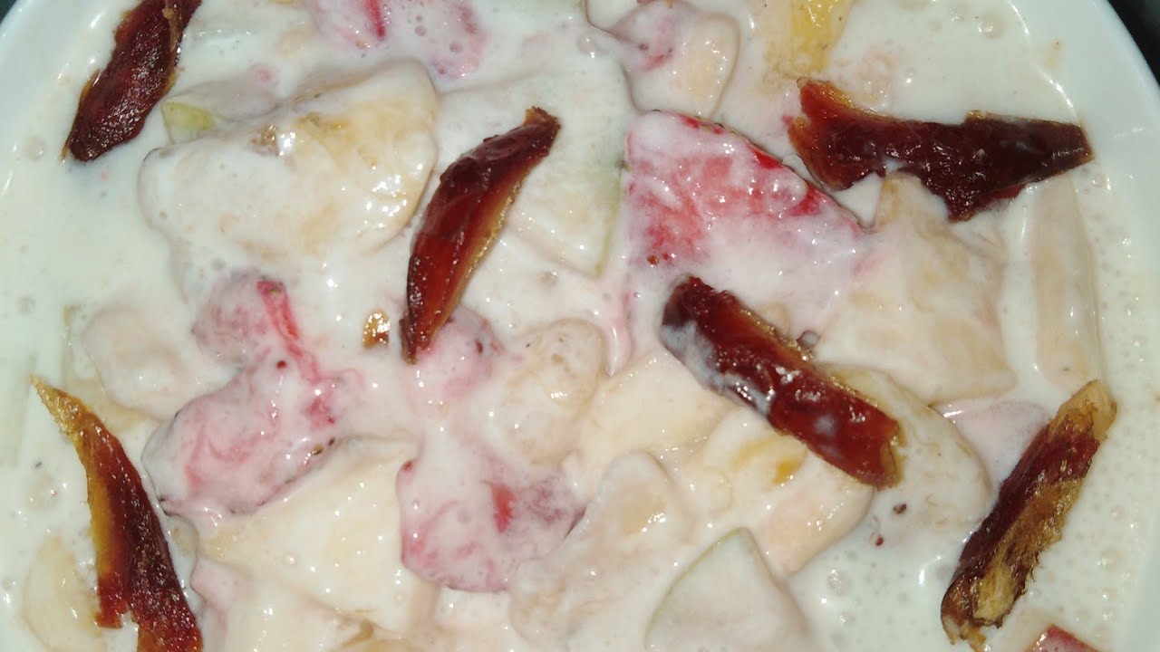 Creamy fruit chaat by Arooba khan's Diary
