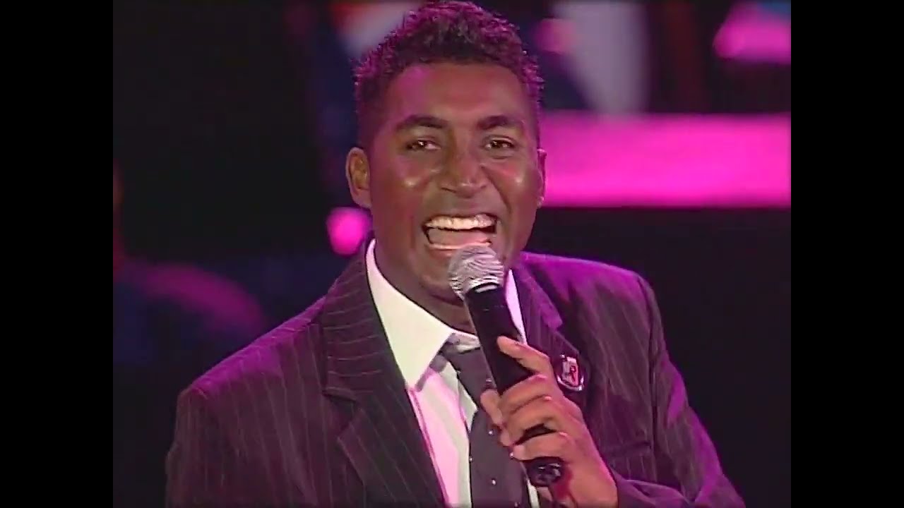 Taliep Petersen Tribute - Emo Adams & Chris Chameleon (Kaapse Jol 2007)