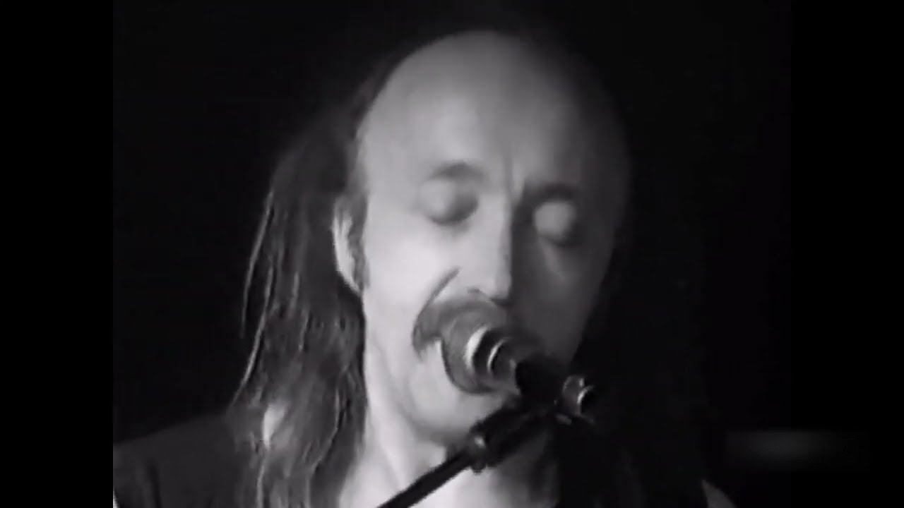 Tony McPhee of the Groundhogs - Thank Christ For the Bomb & Soldier - Acoustic Live Circa. 1990