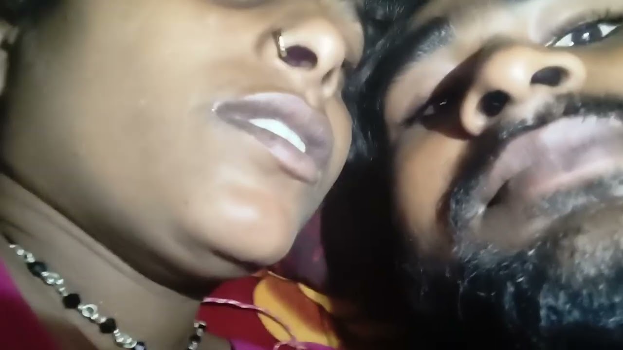 #Toli ka button Kaise kholen #चोली का #बैलून 🤭