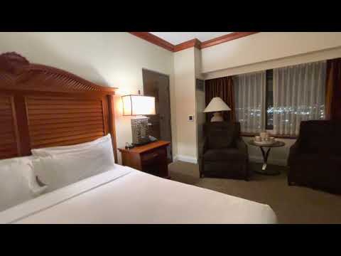 Atlantis Casino - Tower - King Bed