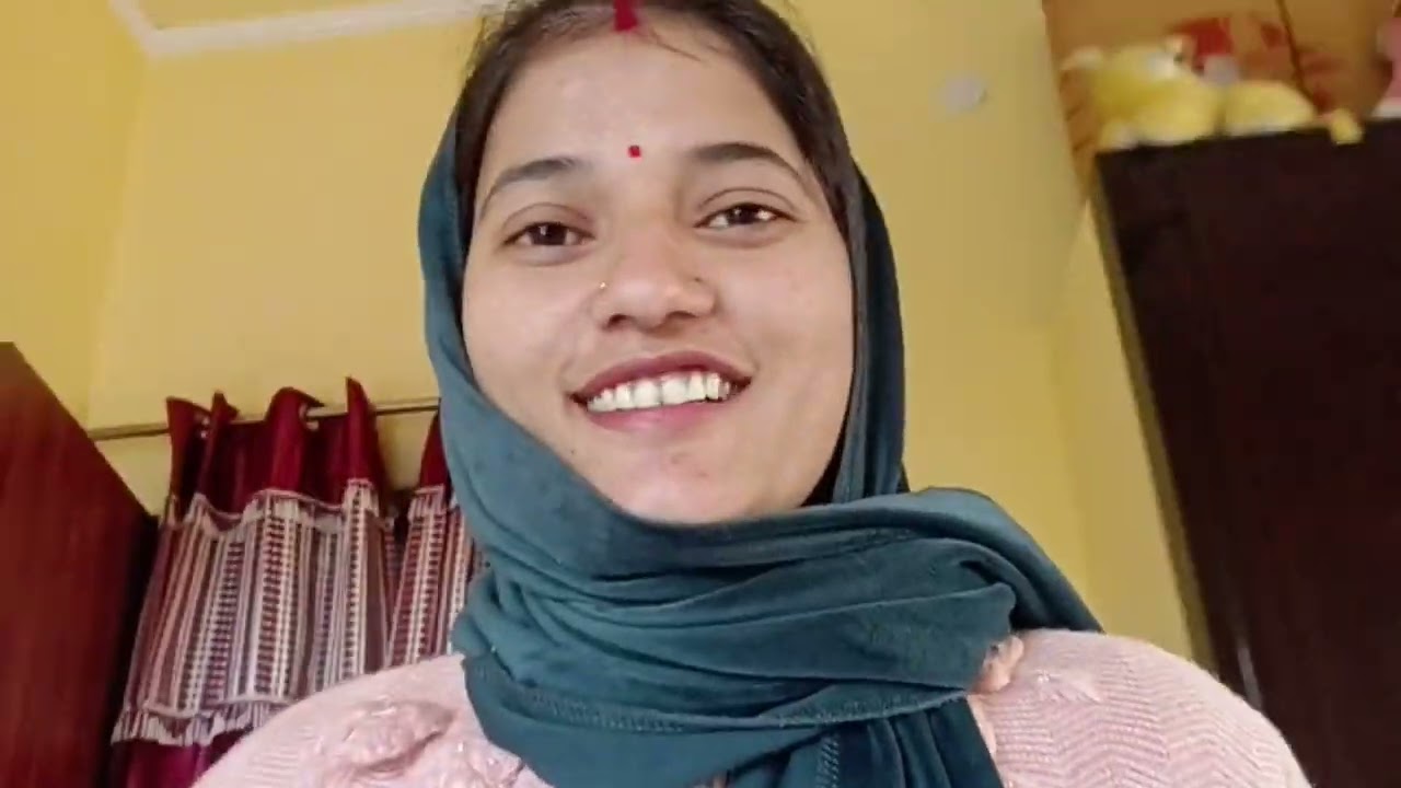 Kayu ke bina ghr sun saan ho rkha tha 