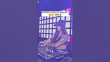 Cute Dj Girl Pro Sound 