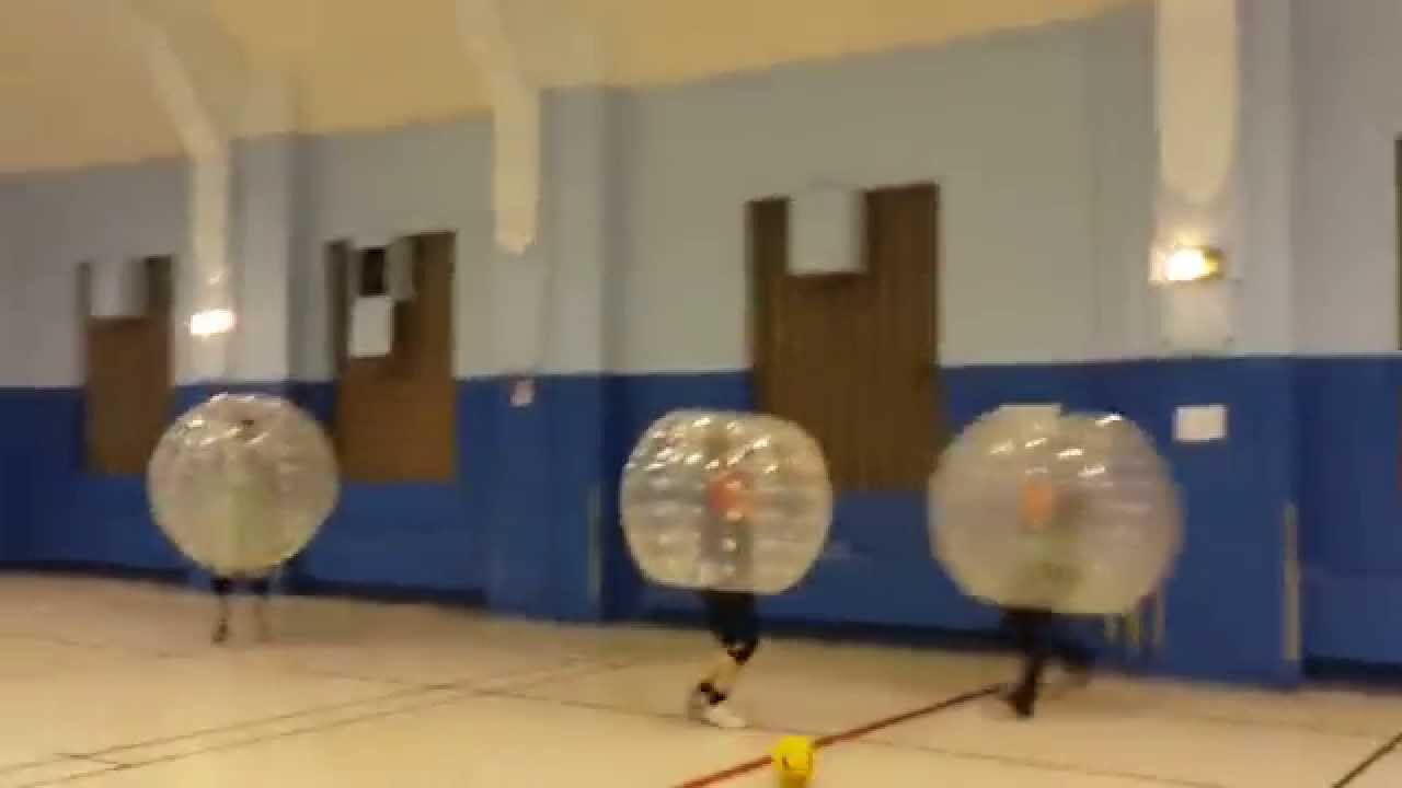Soccer bulle par Ozé ma bulle que du fun! YouTube