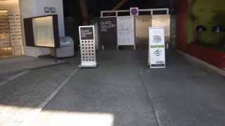 GLASS GALLERY 291へのアクセス(表参道交差点より) サントスマイト 検索動画15 GLASS GALLERY 291へのアクセス(表参道交差点より) サントスマイト 検索動画 15