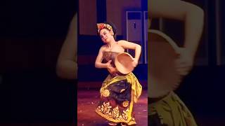 Download Lagu Tari Wanita Desa Tunjuk Tabanan #pkb2023 #bali #balinesedance #cantik #indonesia #taksubali #dancer MP3