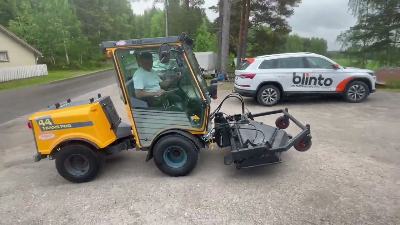 Redskapsbärare med redskap Belos Transpro 44