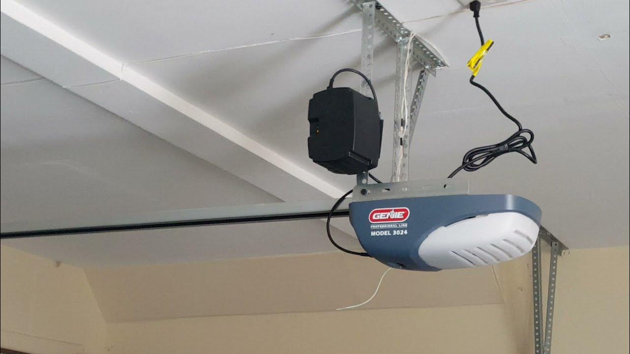 Genie 3024 Garage door opener YouTube