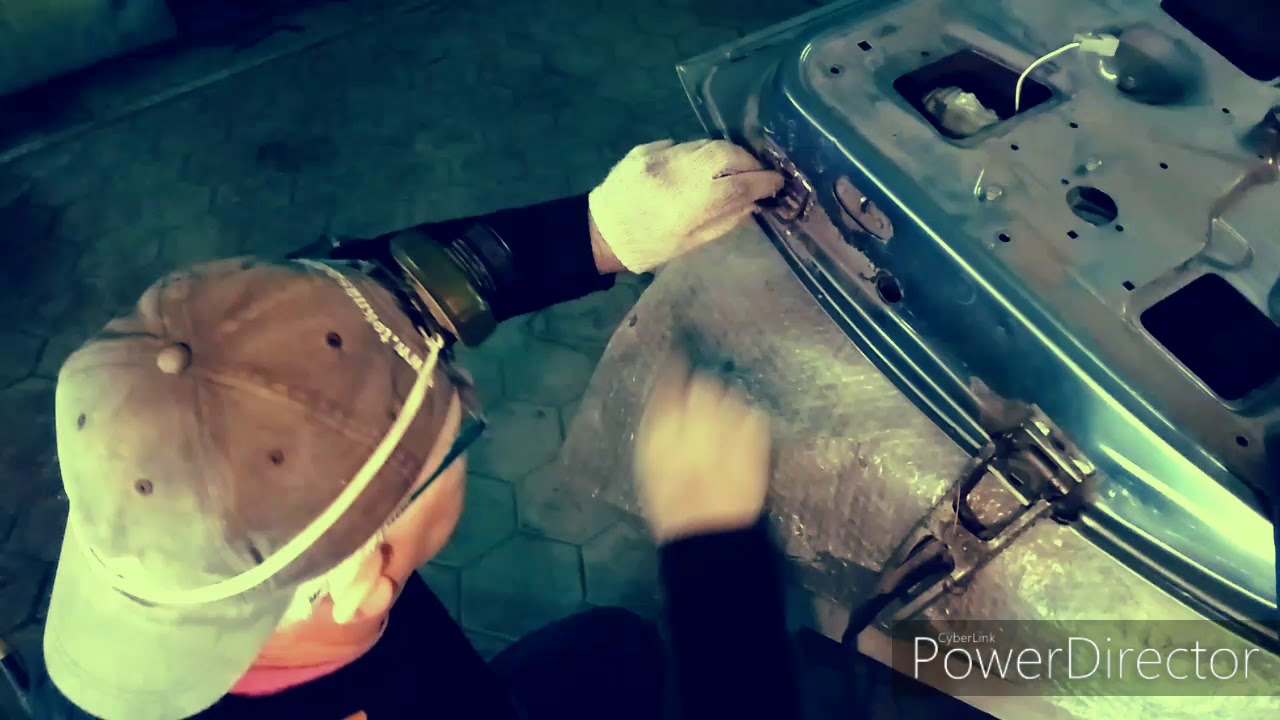 Замена дверной петли( приора) - YouTube