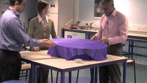 Making the gravity well.mpg