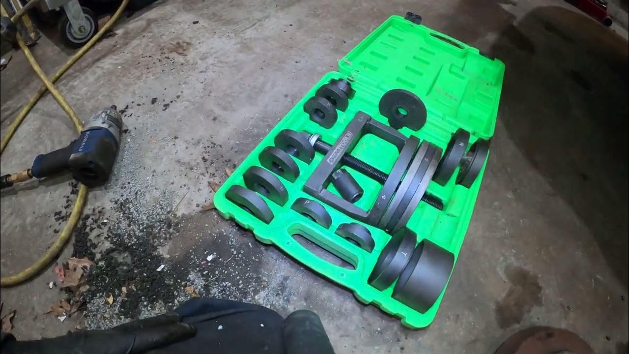 2008 Ford Focus Rear Wheel Bearing Replacement without press - YouTube