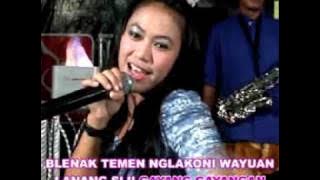 dian sastra 'NGADU TELU'