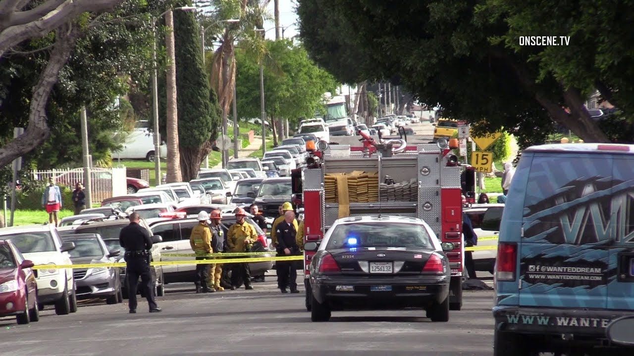 Quadruple Shooting Leaves One Dead In South Los Angeles - YouTube