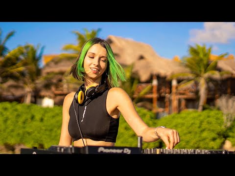 Miss Monique - Yearmix 2022 Tulum