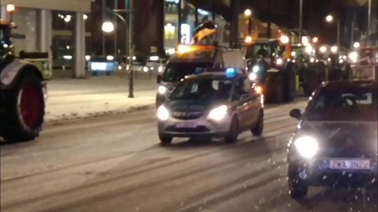 Demo der Landwirte - YouTube