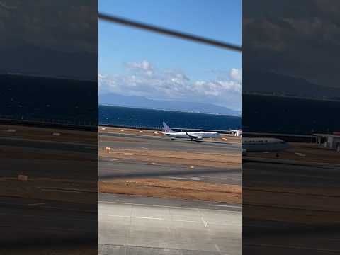 The JAL plane is taking off in Centrair Japan!セントレアで、JALの飛行機が離陸🛫