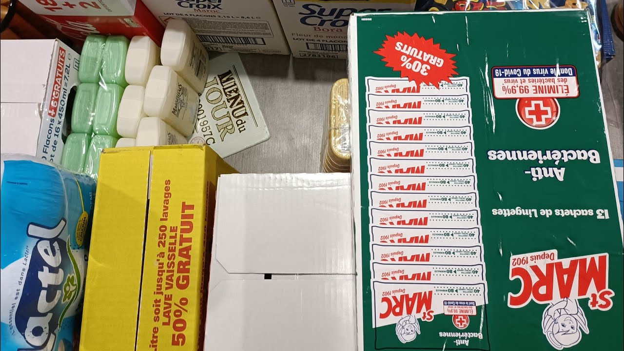 GROS GROS RETOUR DE COURSES . FAMILLE NOMBREUSE