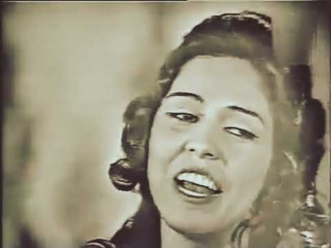 عفاف راضي وحدي قاعدة في البيت حفلة