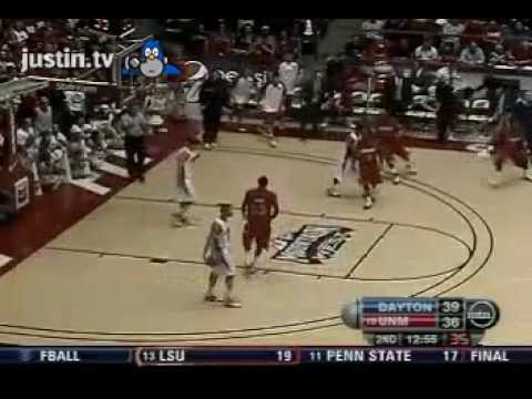 Chris Wright dunk vs. NEW MEXICO