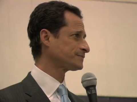 111th Congress Ceremonial Swearing-In of Congressman Ed Towns/Congressma...  Anthony Weiner