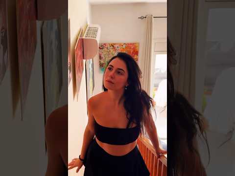 كورب في استوديو توني إتش كارني شورتات عارضة أزياء ممثلة لحظة فن إلهام 