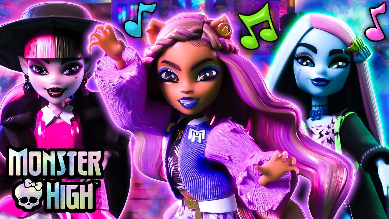 Monster High™ Latino | Aterradoramente glamoroso FT. Clawdeen, Frankie y Dracylaura (Video Oficial)