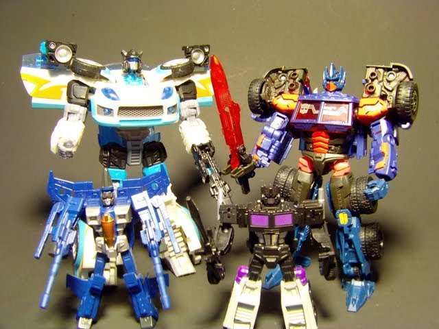 トランスフォーマー ジェネレーションズ アルティメットギフトセット TRANSFORMERS GENERATIONS ULTIMATE GIFT SET COMBAT OPTIMUS