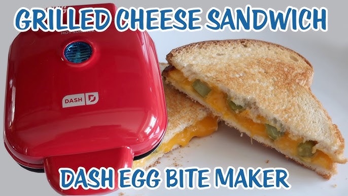 Dash Express Pocket Sandwich Maker - Red
