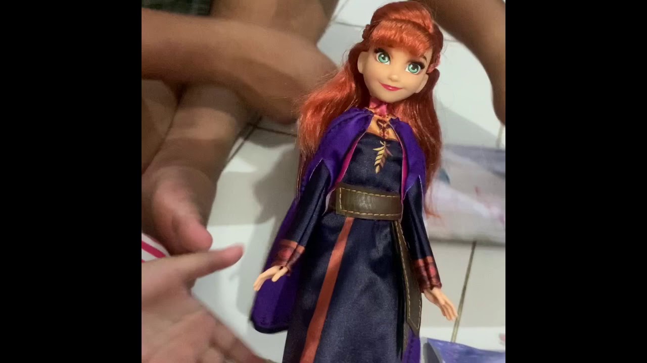 Unboxing Singing Anna Frozen 2 YouTube
