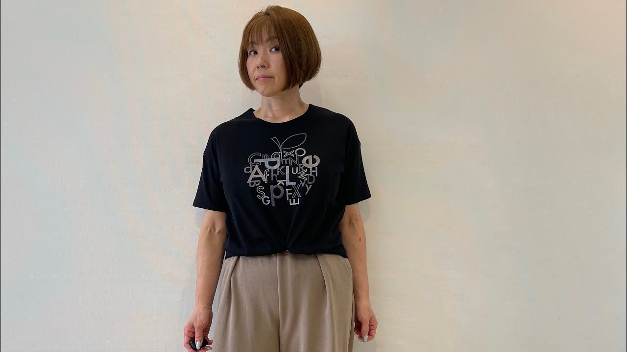 Tシャツをいつもの輪ゴムでショート丈に