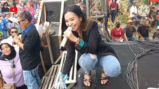 Berkalikali  Anie Anjanie  Familys Group Parakan