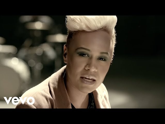 Emeli SandÃ© - Next To Me