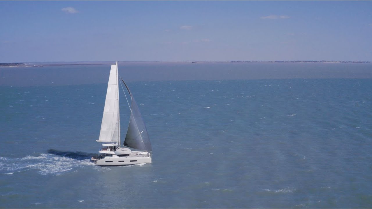Lagoon 55 - First tacks at sea