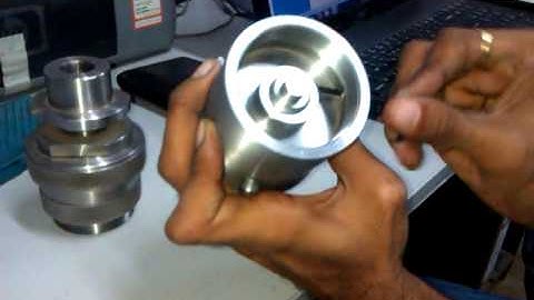 chuck capper, Capping head adjustment