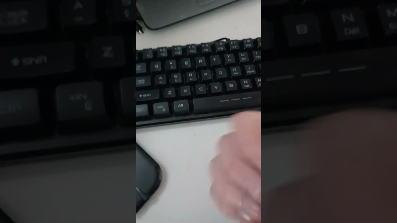 Do not buy this keyboard