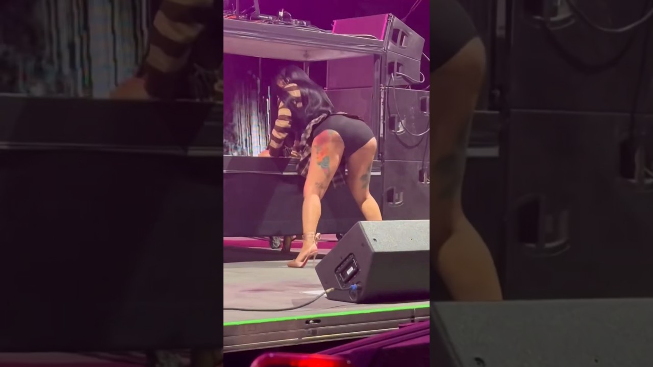 Cardi B - Big hip - shake it 