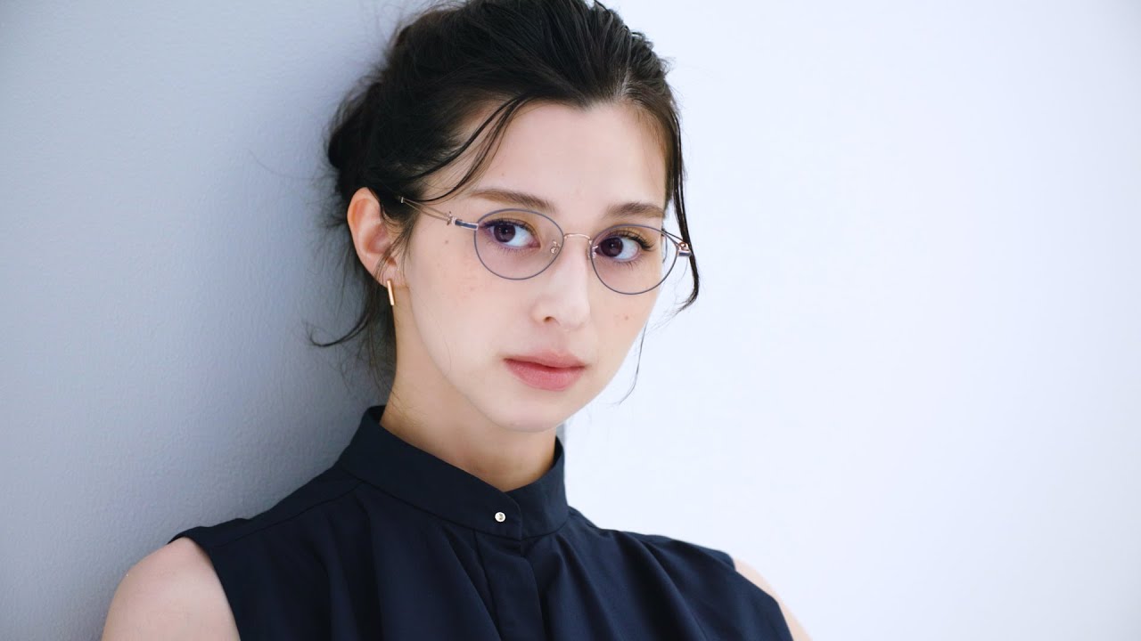 ラインアート シャルマン」井浦新さん、中条あやみさん着用 新 