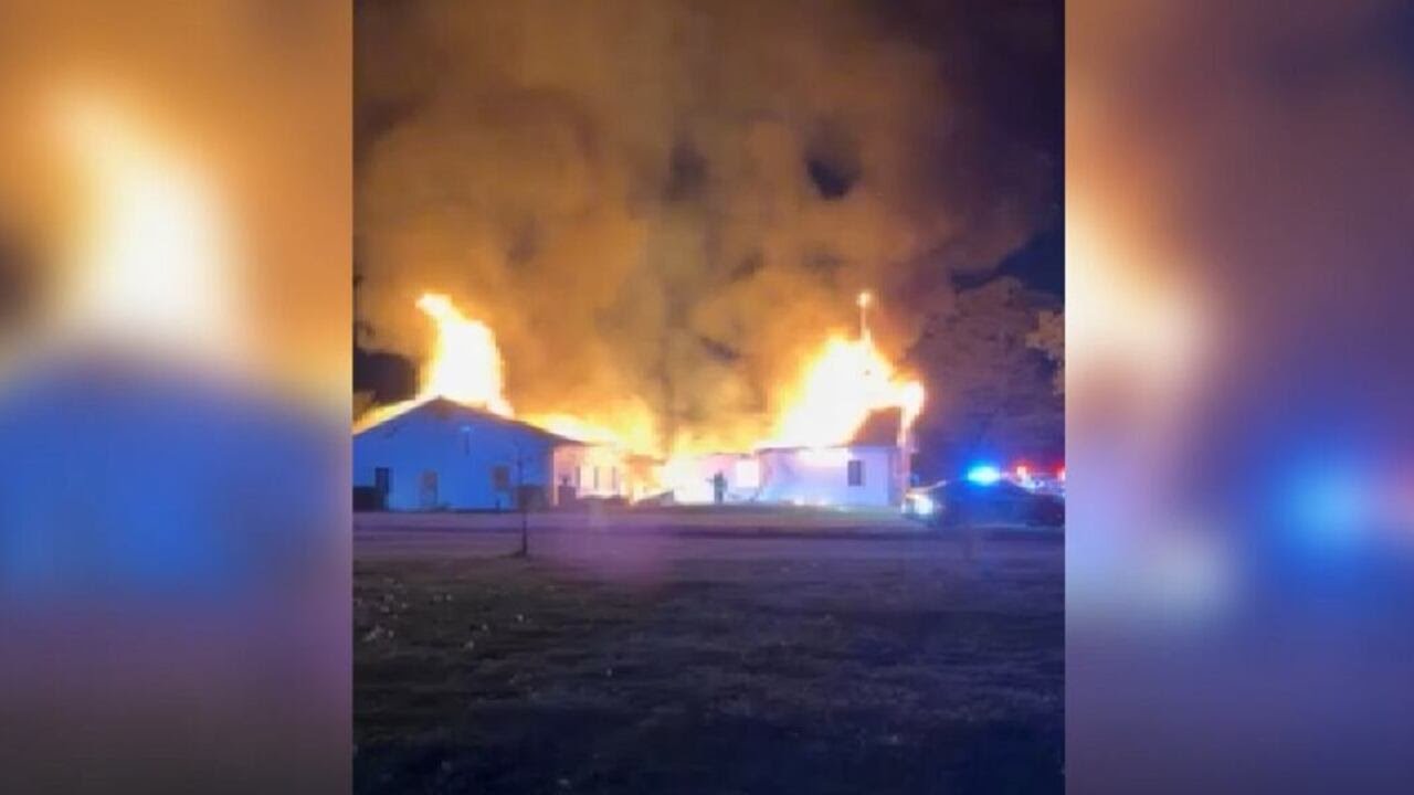 Colbert County church burns down in overnight fire - YouTube