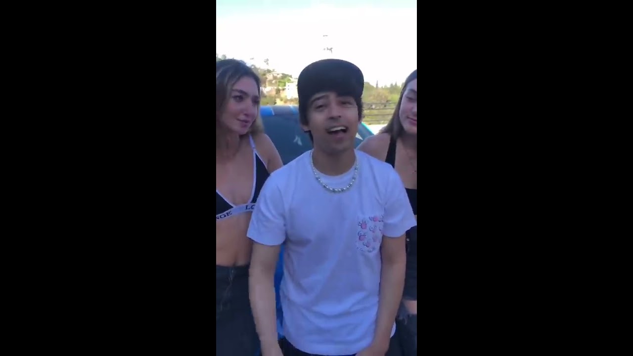 GOLD DIGGER PRANK Shorts