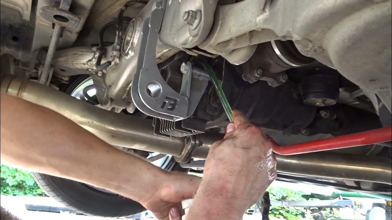 Nissan 350z Differential Fluid Change How To - YouTube