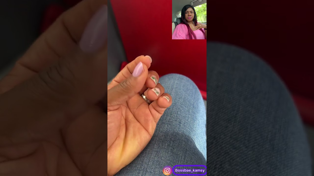 Easy and affordable stick on nails for event’s 