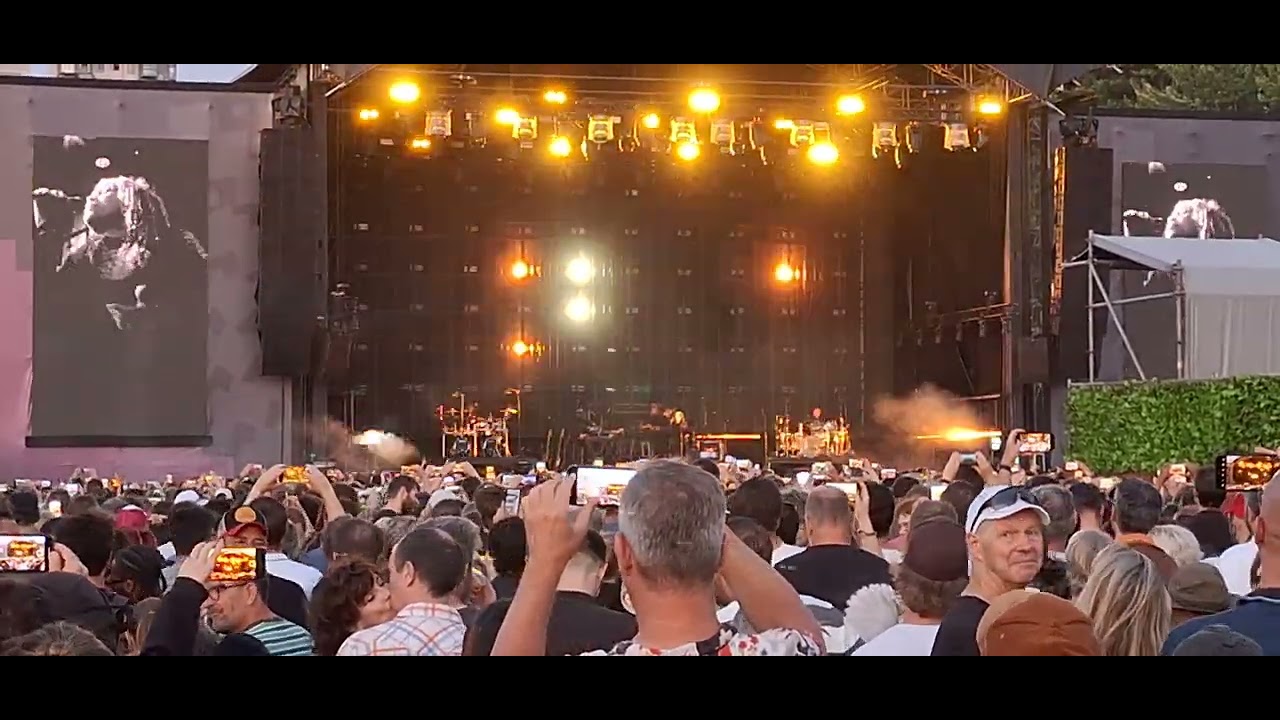 Massive Attack - Unfinished Sympathy