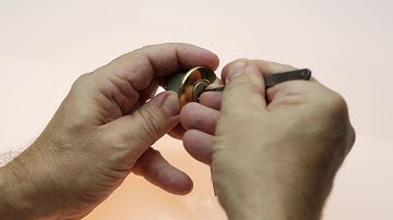 [3] Lock Picking Practice Exercise Two: Feeling the Pins.