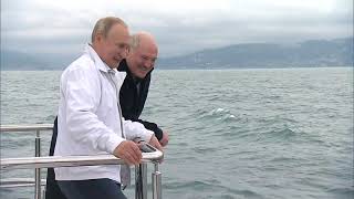 «Рабочее купание»: неформальный день встречи Путина и Лукашенко в Сочи