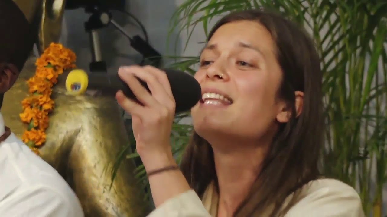 Mooji music. Govinda Govinda camera iphone 8 plus apk