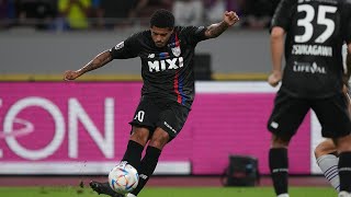 国立でゴラッソ炸裂！！レアンドロ（FC東京）の見事なインパクトシュートで先制ゴールを奪う！【第30節のピックアップゴール】