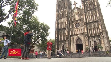 Không khí sáng mùng 1 Tết và ước vọng ngày đầu năm