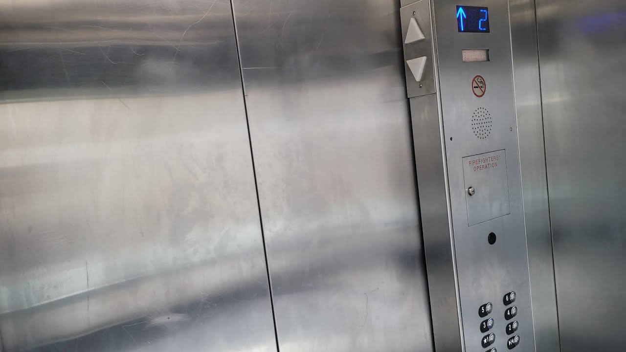 [EL] Awful ThyssenKrupp Modded Hydraulic Elevator 1 West Town Mall