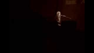 Miniatura de vídeo de "Rae Morris, Grounded: Alexandra Palace, 28th April 2012"
